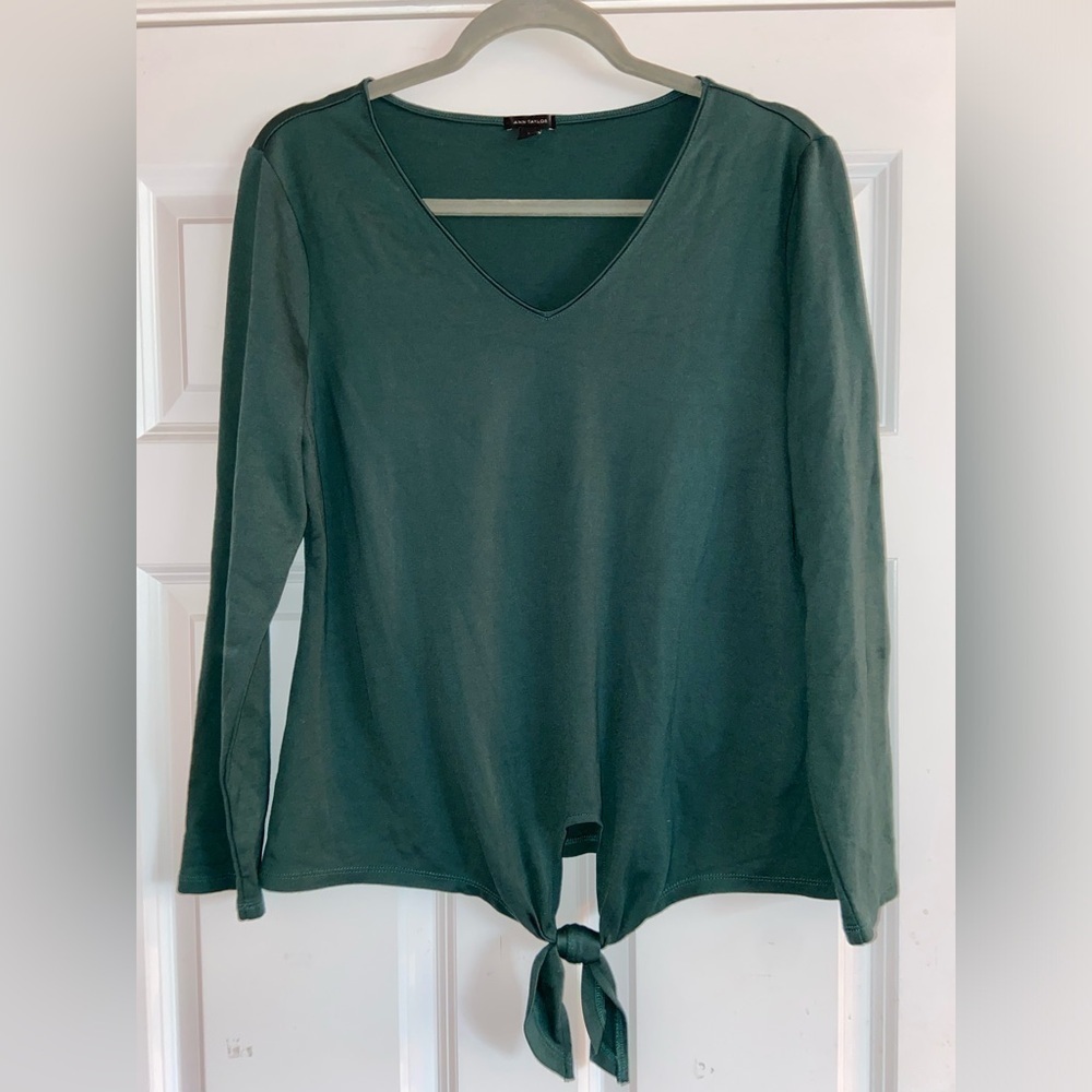 Ann Taylor Women’s Large Tie Up Long Sleeve Green Shirt